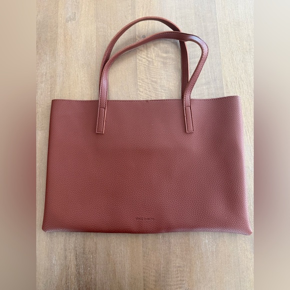 Vince Camuto Elegant Brown Tote Bag with Black Accent - Picture 2 of 3